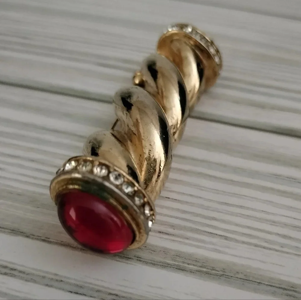 Gold Tone Twisted Chunky Bar Pin Red Cabochons Vintage Statement Brooch Scepter